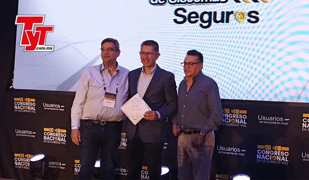 CNSV-Coca-Cola-Femsa-Marco-Avila