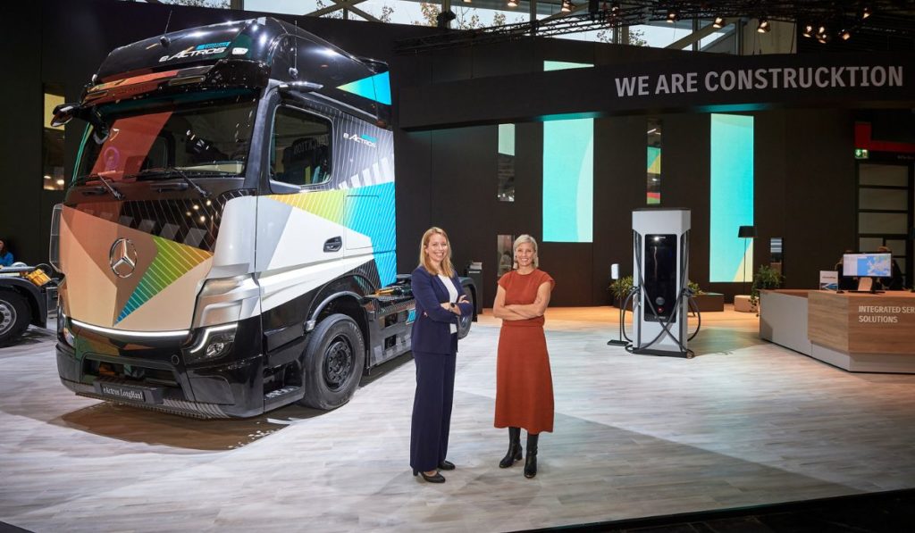 eActros-LongHaul-Mercedes-Benz-Trucks-Bauma